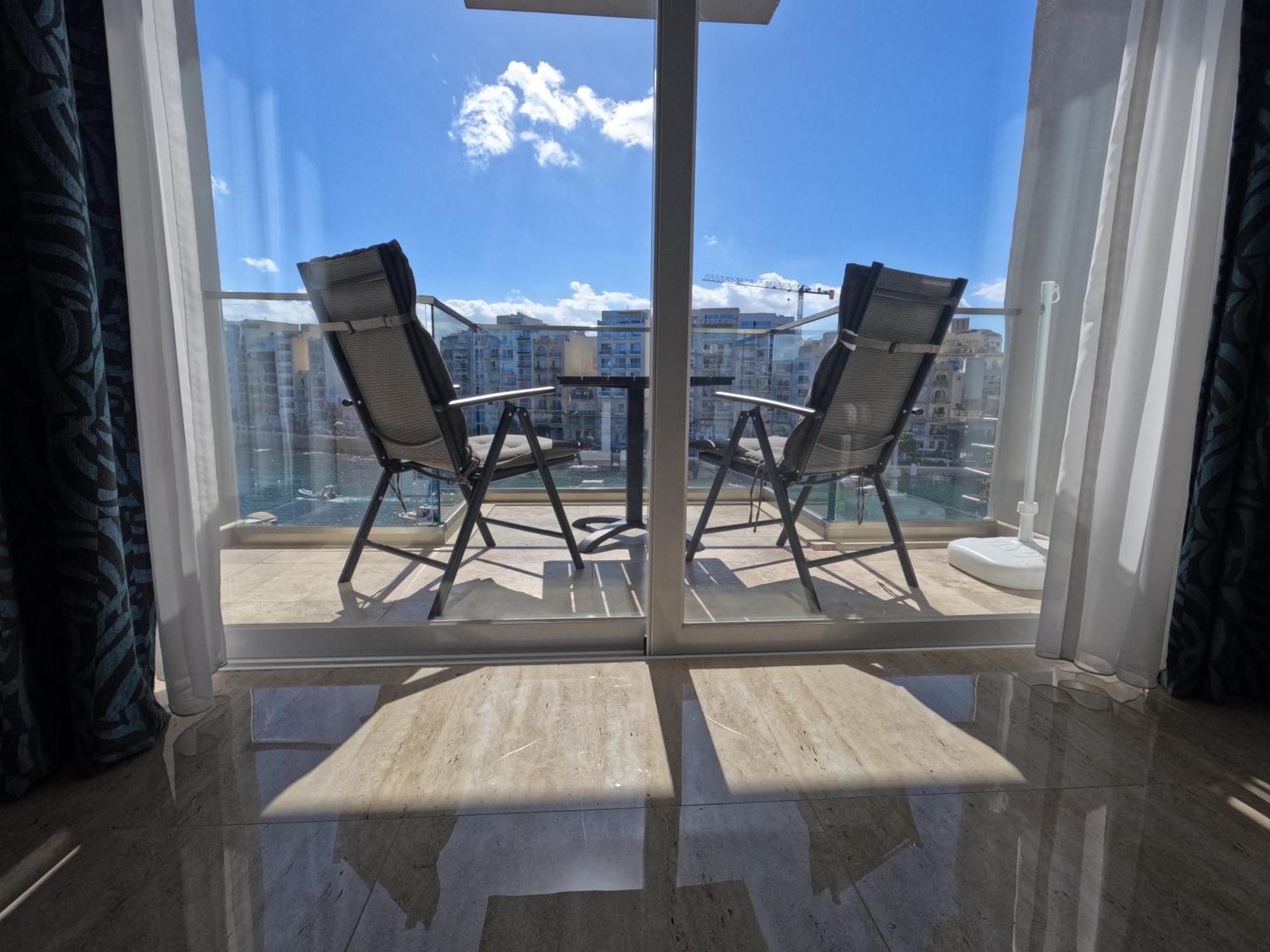 Spinola Seaview Deluxe 1 Bedroom شقة *
